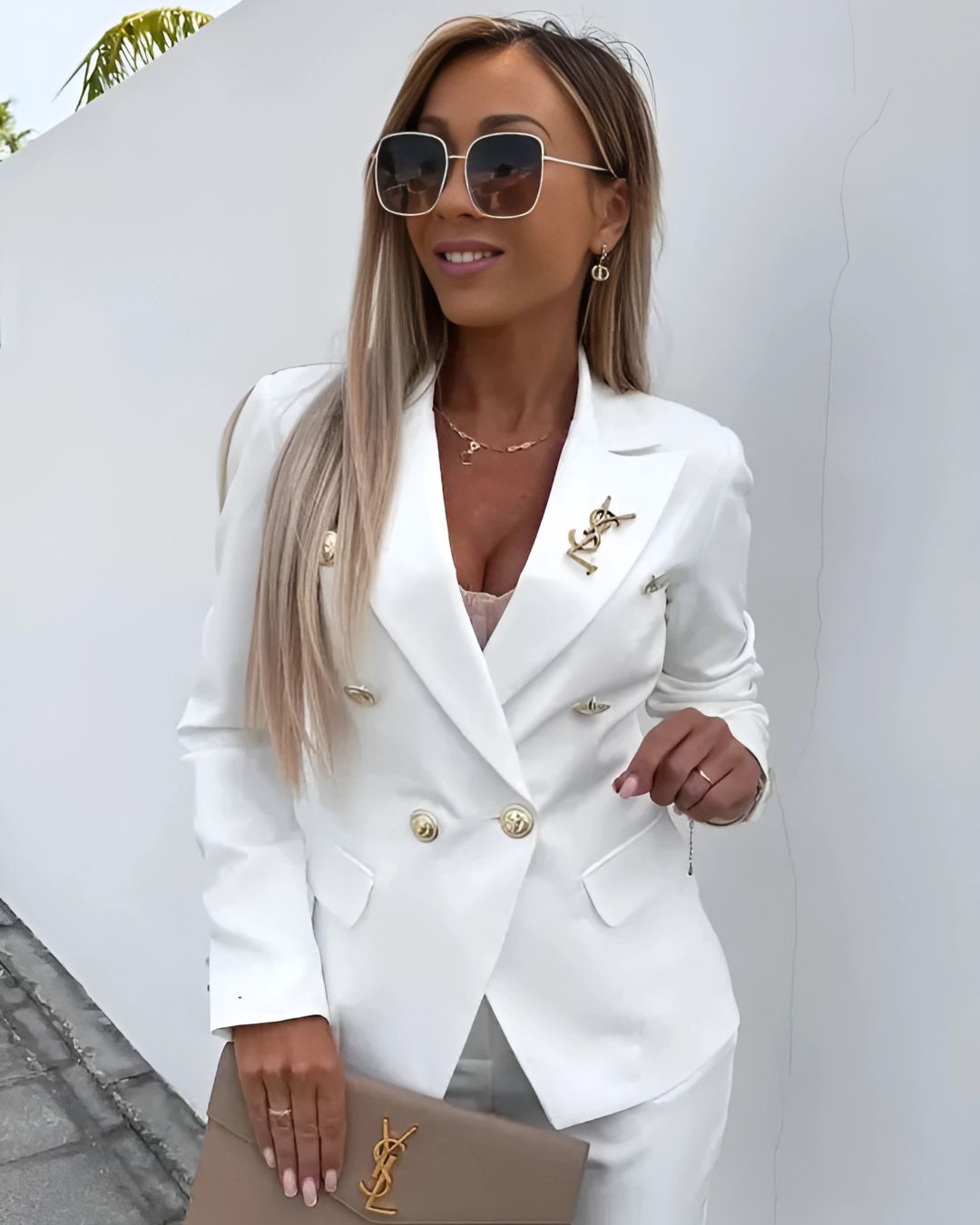 Patrycja – Elegancki Damski Garnitur z Dwurzędową Marynarką