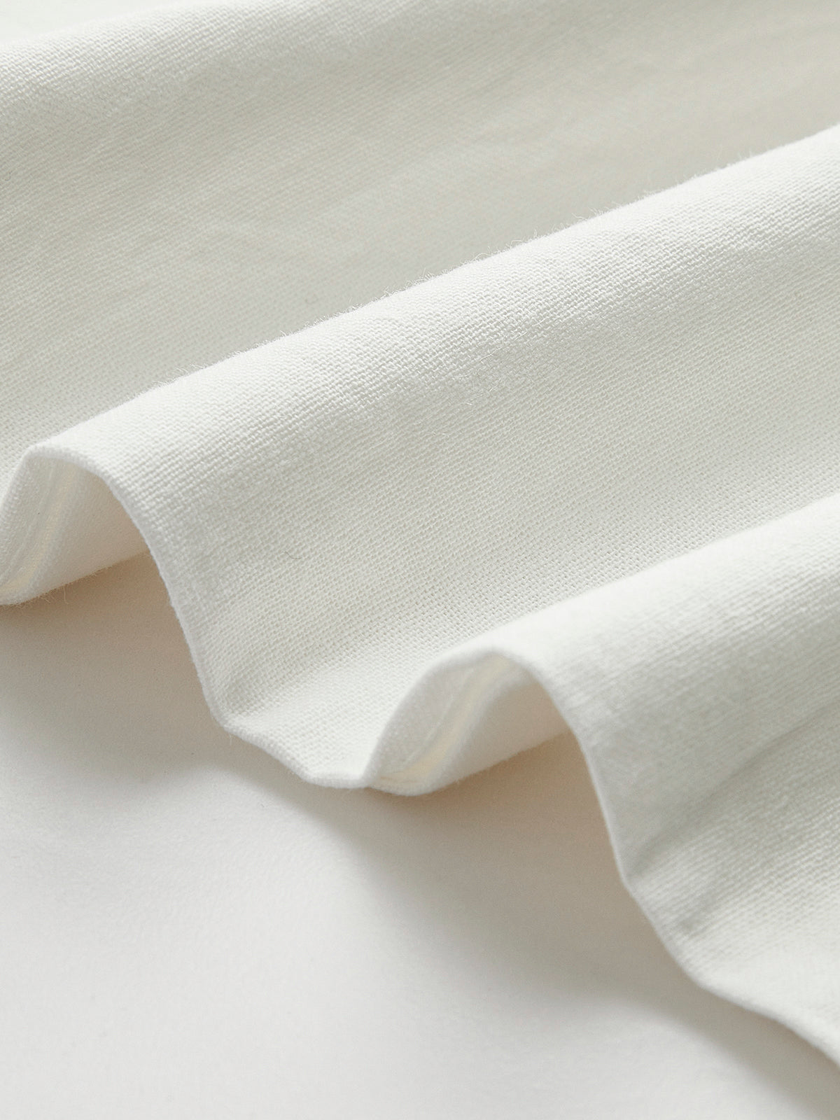 Valeria – Komplet top halter z odkrytymi plecami i szortami