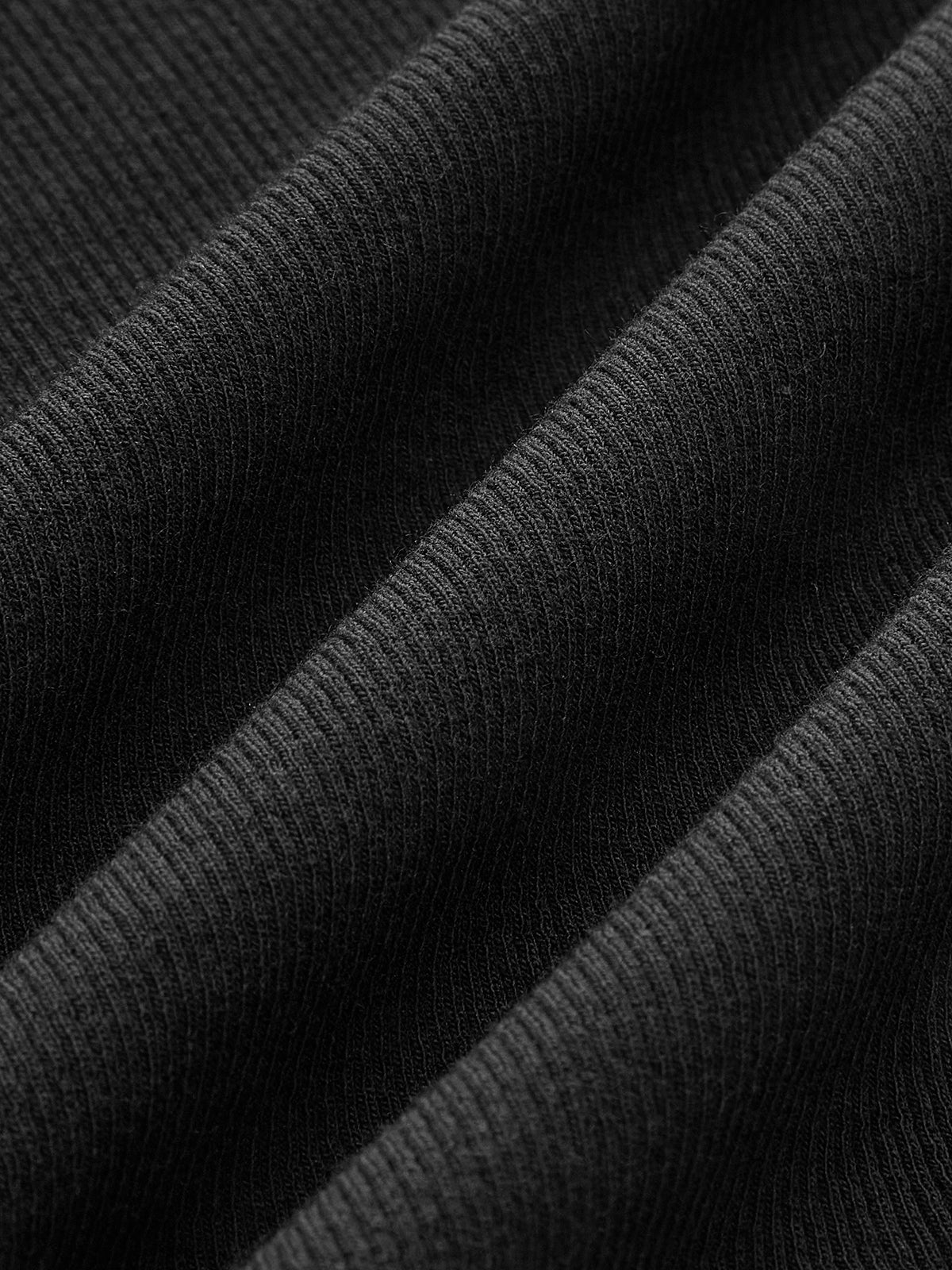 Elena – Bezrękawowy top z półtransparentnym wycięciem