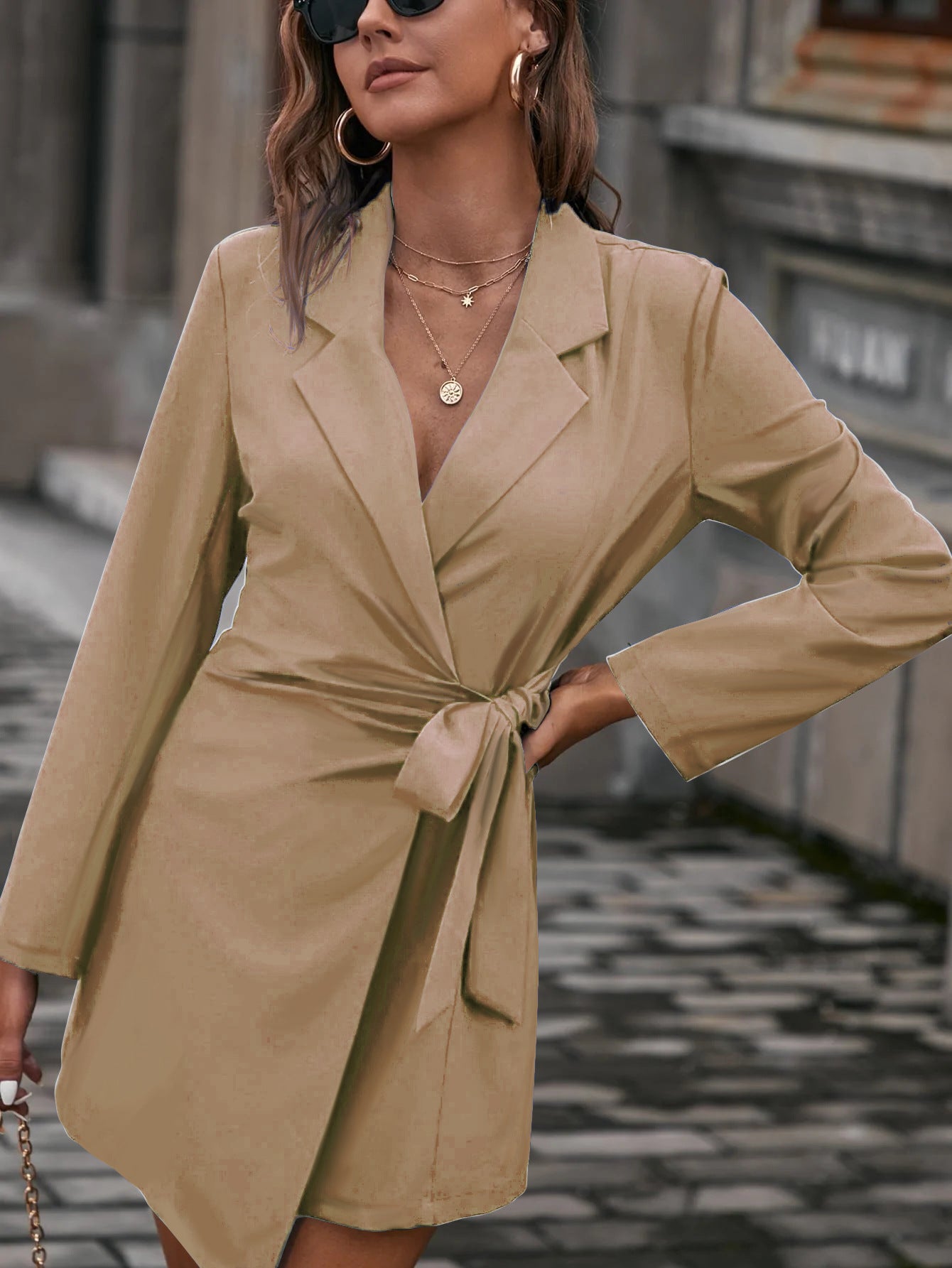 Adriana - Damska Sukienka Marynarkowa z Paskiem
