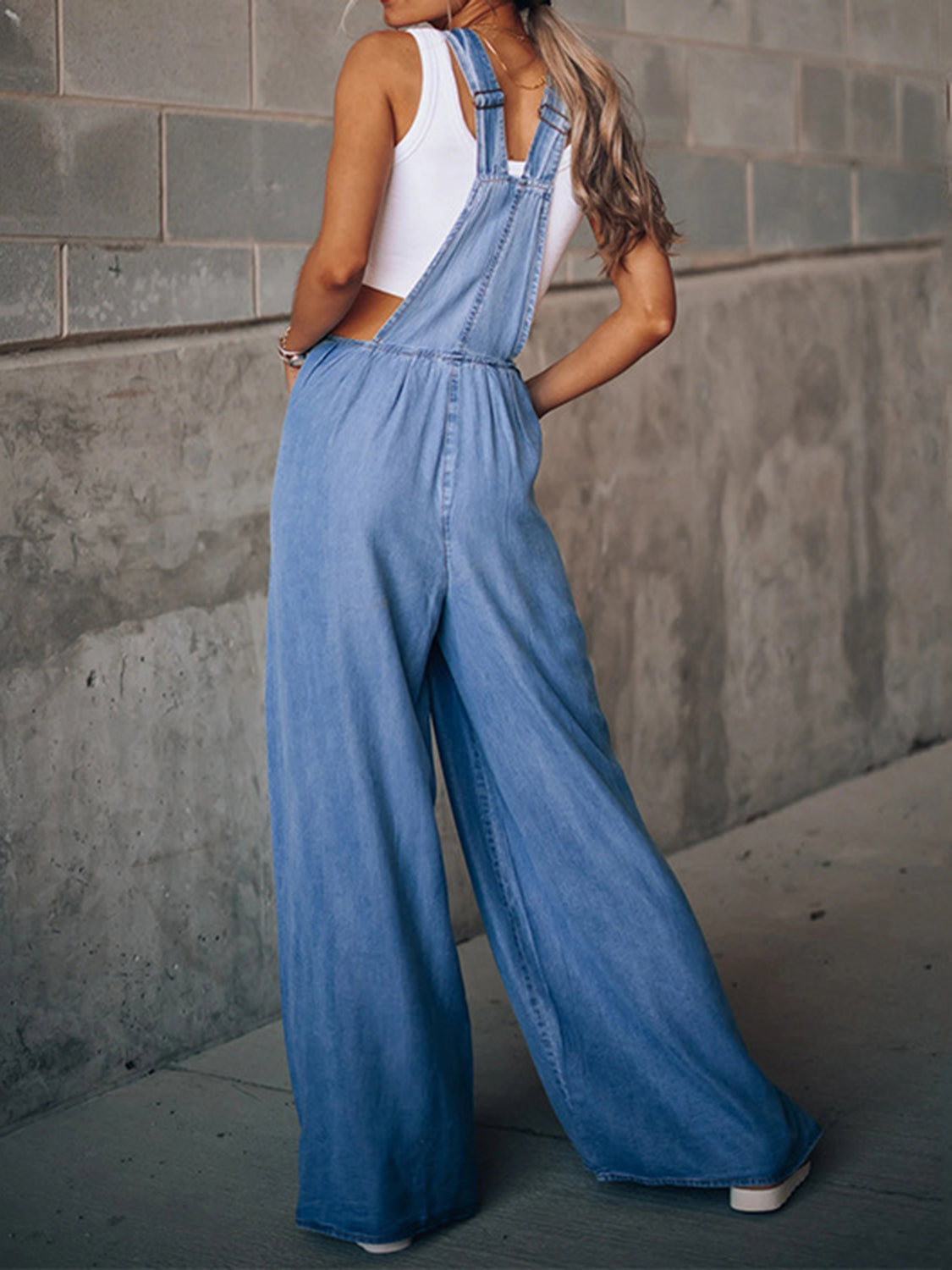 Lotte – Chic Denim Jumpsuit - Image 3