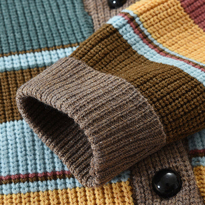 Filip – Kolorowy Kardigan Męski w Paski z Guzikami