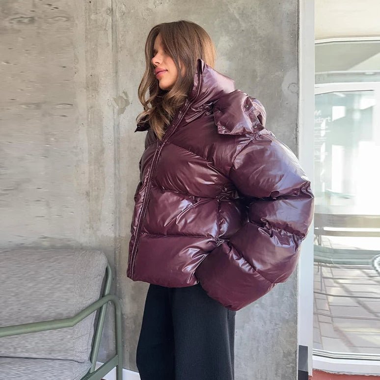 Kurtka puchowa damska, krótki krój, błyszcząca powierzchnia - J&B; - 3 - Livia-Moda