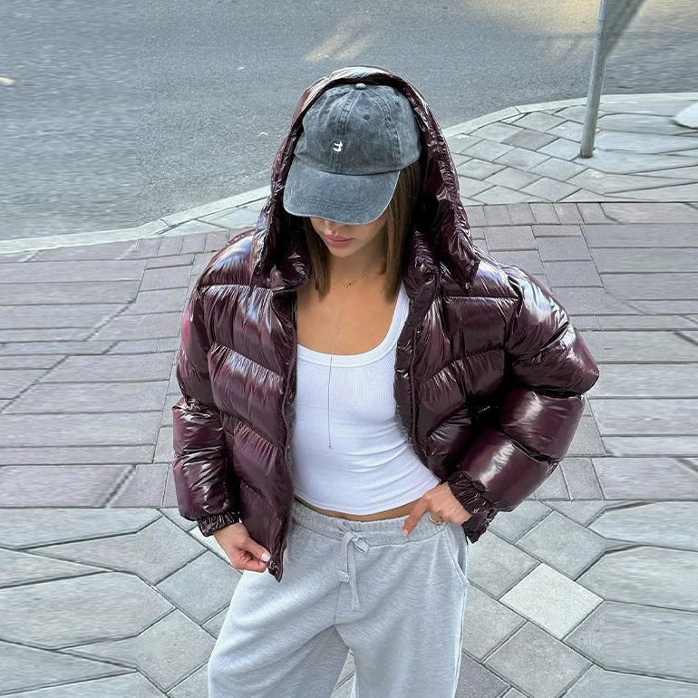 Kurtka puchowa damska, krótki krój, błyszcząca powierzchnia - J&B; - 4 - Livia-Moda