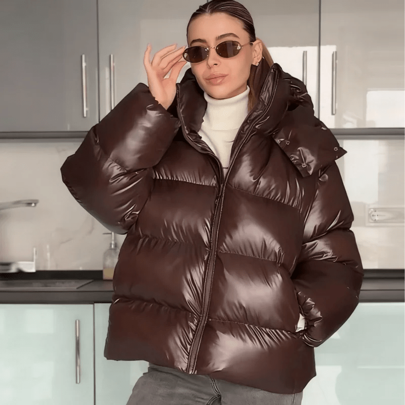 Kurtka puchowa damska, krótki krój, błyszcząca powierzchnia - J&B; - 12 - Livia-Moda