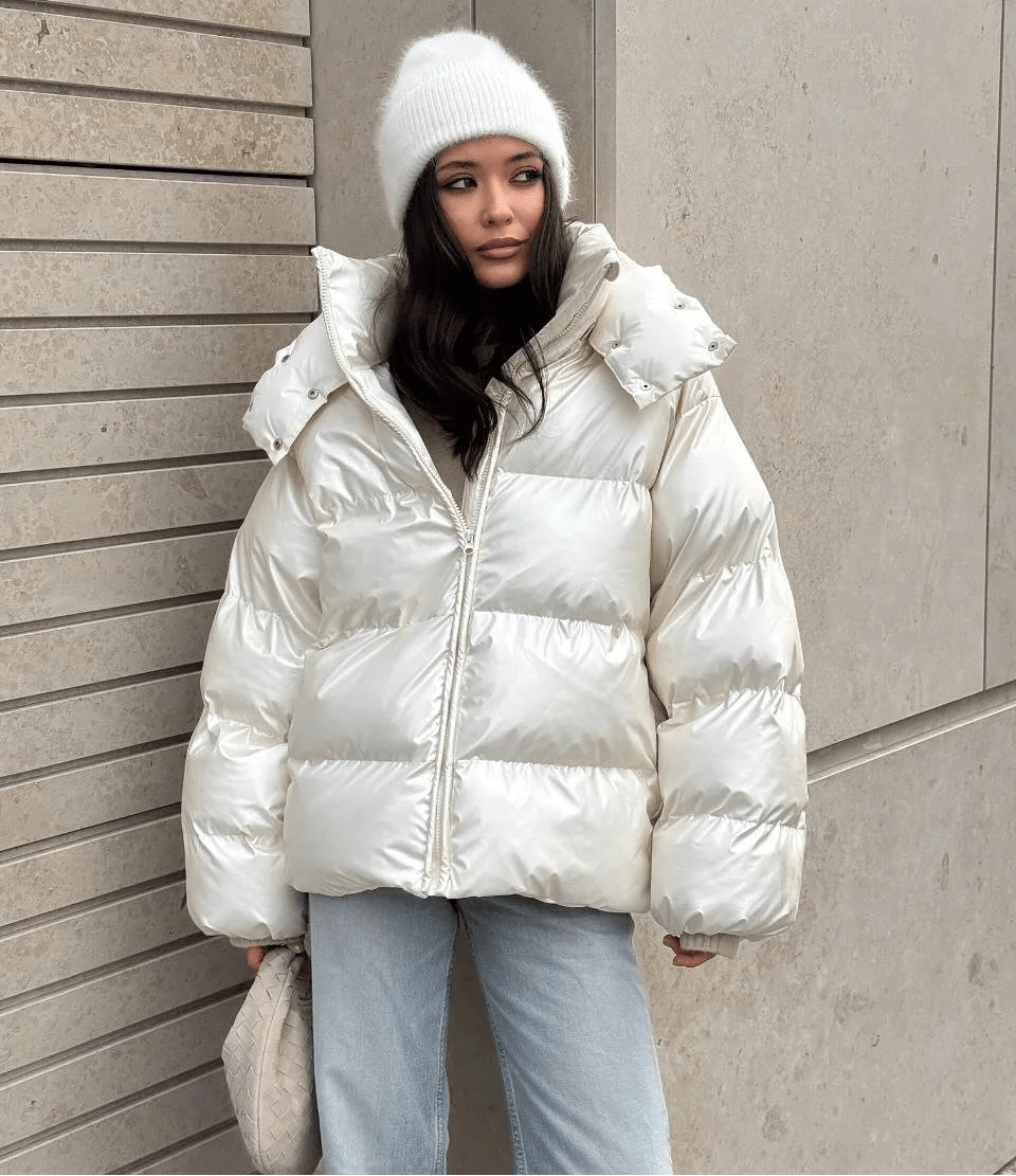 Kurtka puchowa damska, krótki krój, błyszcząca powierzchnia - J&B; - 15 - Livia-Moda