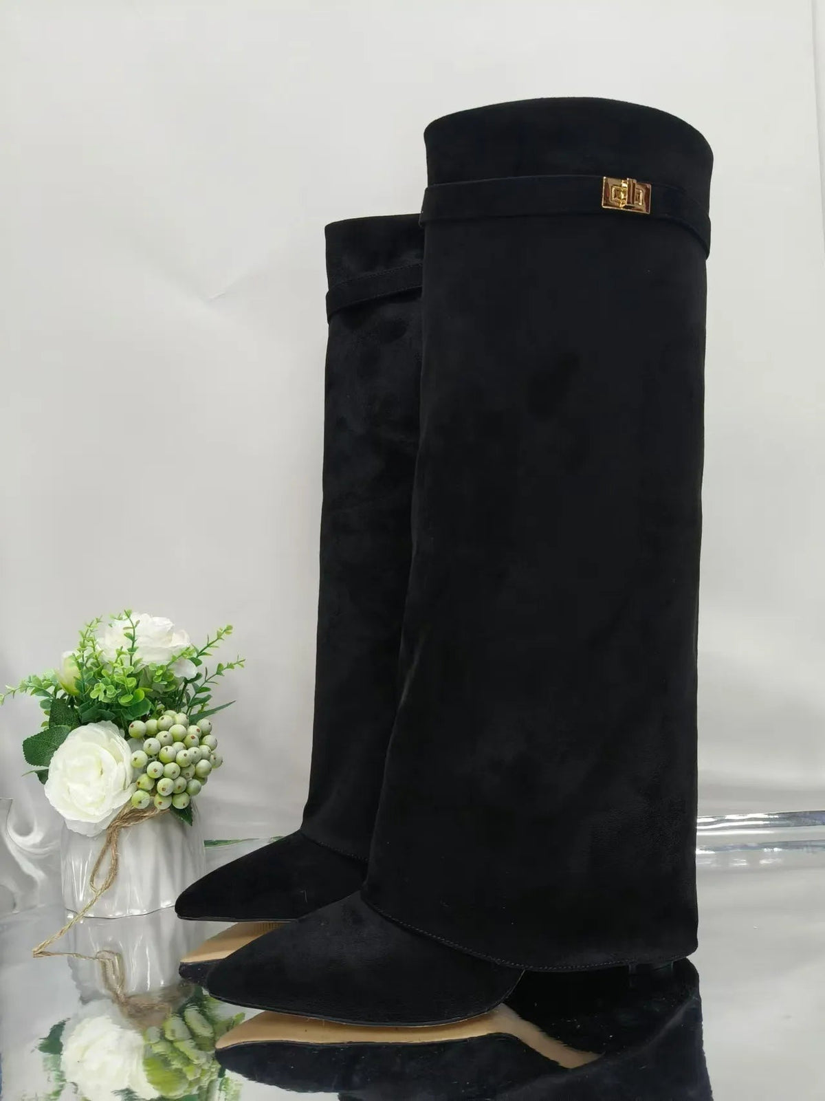 Damskie kozaki za kolano o eleganckim fasonie z grubym obcasem - J&B; - 6 - Livia-Moda