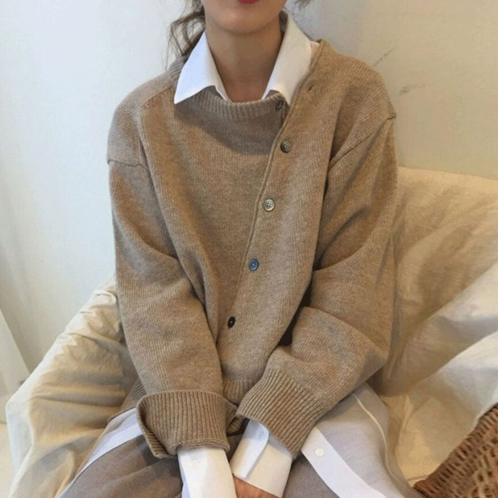 Damska sweter z dzianiny o luźnym kroju z guzikami - L&S; - 1 - Livia-Moda