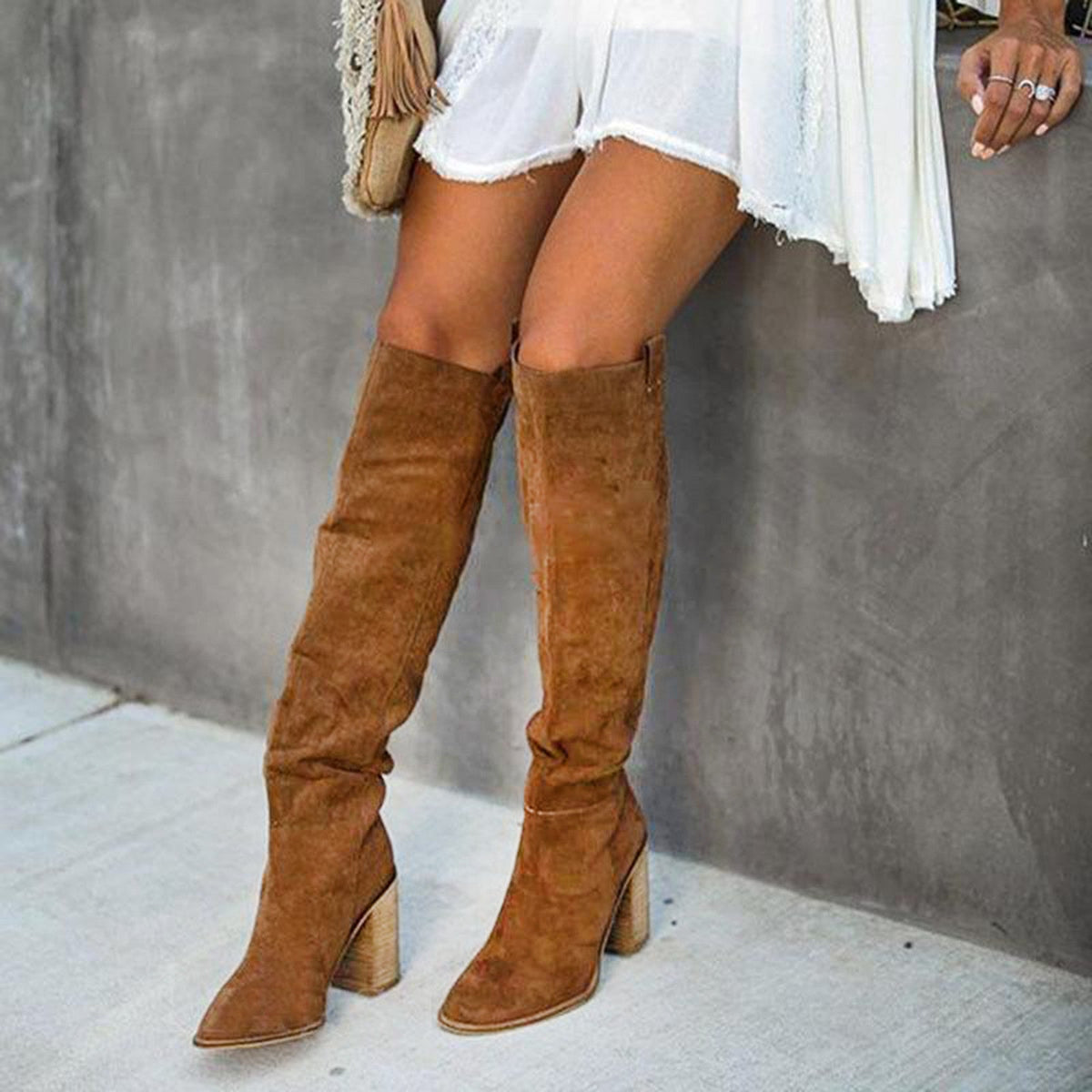 Stilvolle knöchelhohe Stiefel für Damen im Western-Stil mit komfortablem Blockabsatz - J&B - 8 - Annoboutique