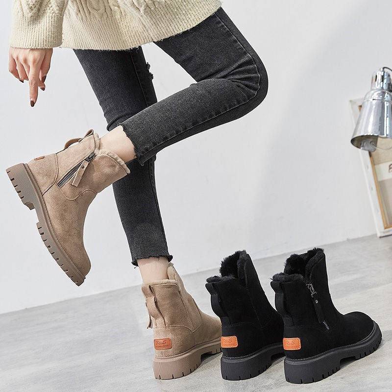 Damskie botki z niskim, kwadratowym obcasem i miękką podszewką - J&B; - 3 - Livia-Moda