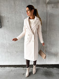 Dwurzędowy płaszcz damski z kieszeniami i eleganckim krojem - J&B; - 5 - Livia-Moda