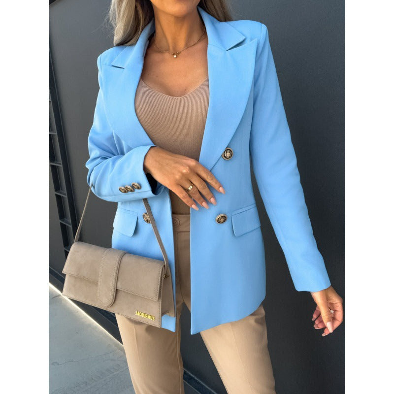 Dwurzędowa damska marynarka w jasnoniebieskim kolorze o eleganckim kroju - J&B; - 5 - Livia-Moda