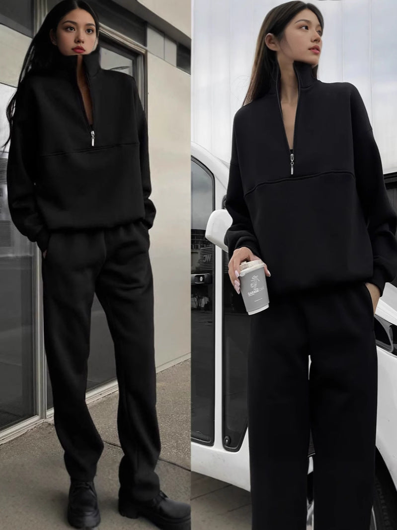 Dwuczęściowy zestaw damski z zamkiem błyskawicznym i krojem oversize - J&B; - 3 - Livia-Moda