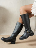 Damskie buty do kolan z solidną podeszwą i regulowanym paskiem - J&B; - 1 - Livia-Moda