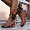Damskie buty sznurowane – W stylu vintage i z wygodnym obcasem blokowym - J&B; - 1 - Livia-Moda