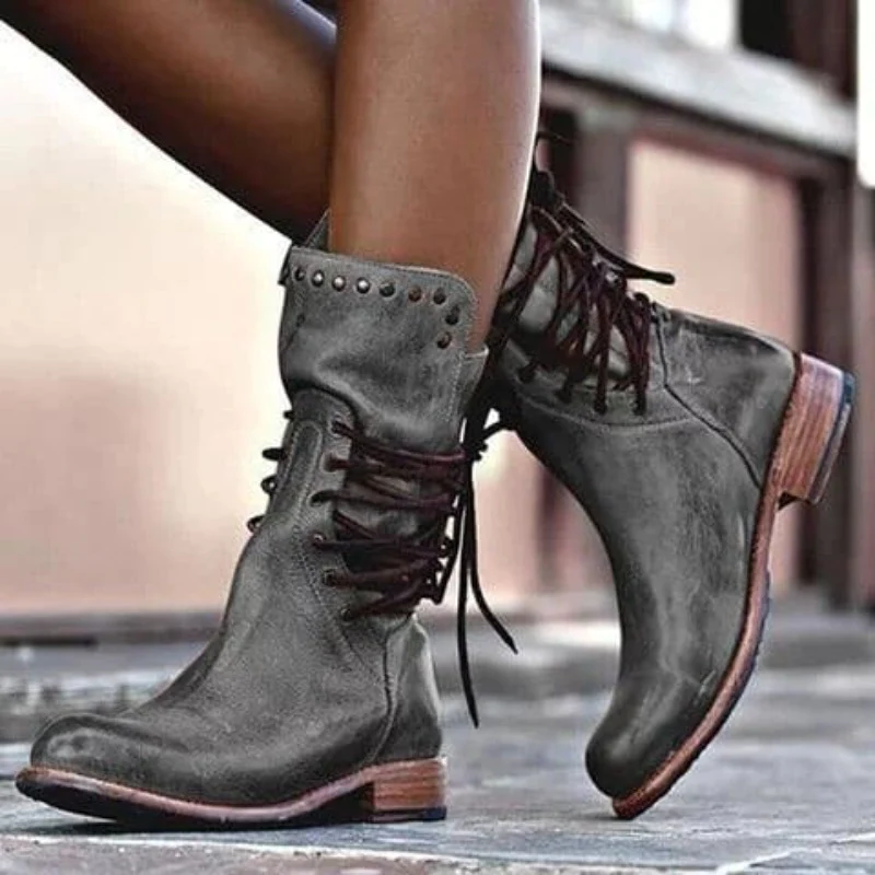 Damskie buty sznurowane – W stylu vintage i z wygodnym obcasem blokowym - J&B; - 3 - Livia-Moda