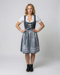 Dirndl dla kobiet – Elegancki, tradycyjny styl z krojem podkreślającym sylwetkę - J&B; - 1 - Livia-Moda