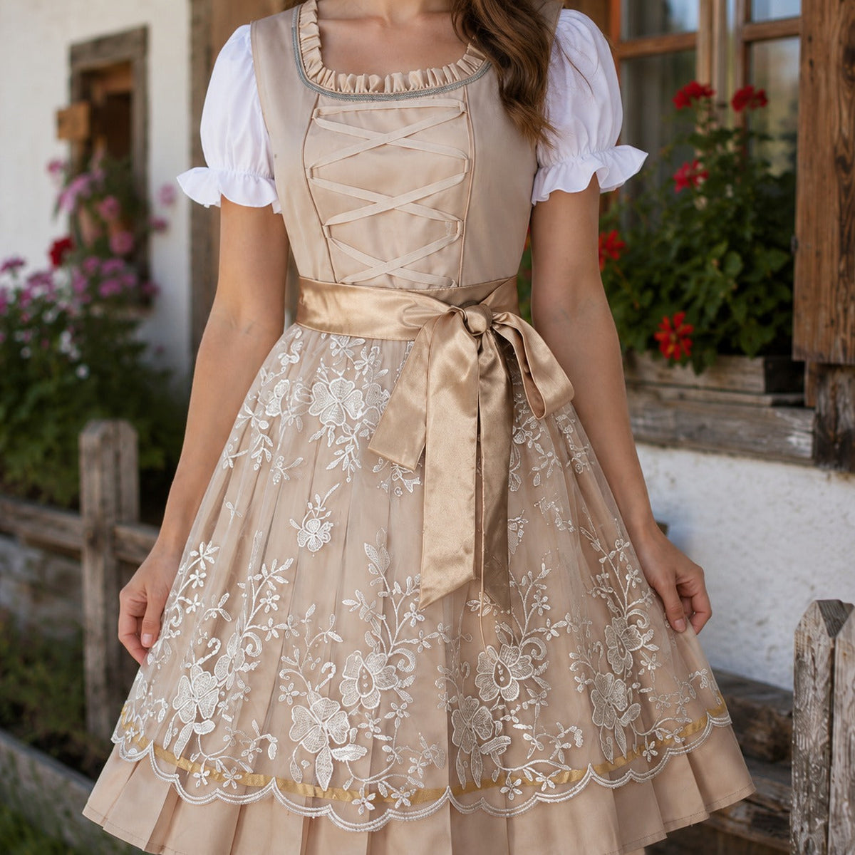 Dirndl dla kobiet – Elegancki fason z haftem - J&B; - 4 - Livia-Moda
