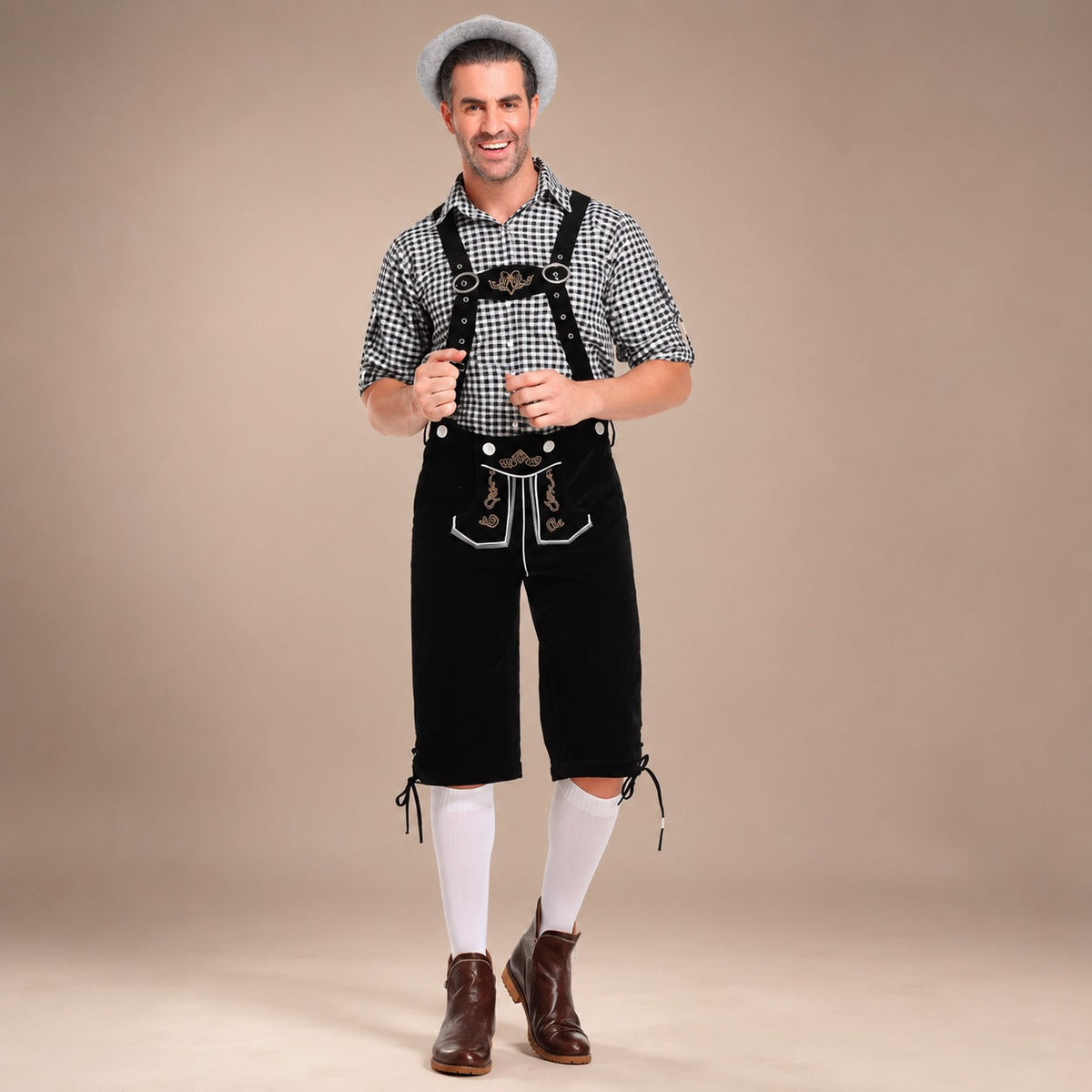 Strój dla mężczyzn z skórzanymi spodniami, koszulą w kratę i szelkami na Oktoberfest - 8 - Livia-Moda