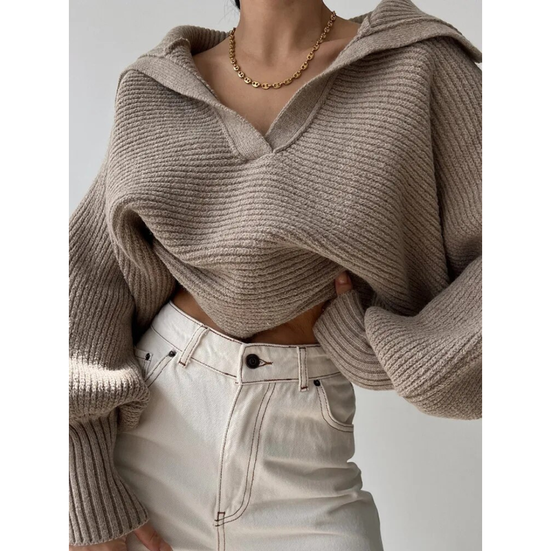 Pullover damski z oversize'owym krojem i dekoltem w serek | L&V - 4 - Livia-Moda