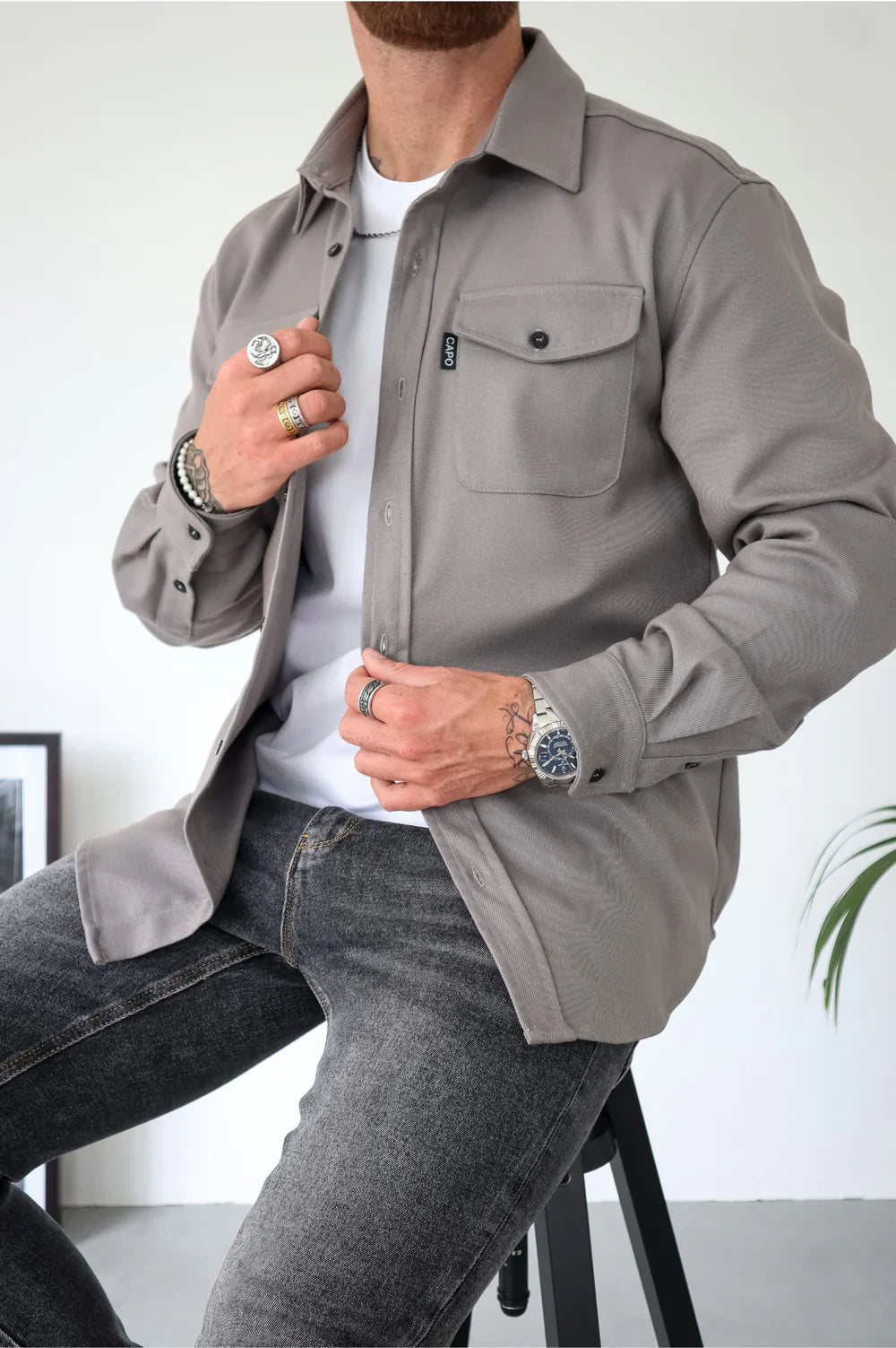 Herrenjacke mit zwei praktischen Brusttaschen und lässigem Schnitt | A&B - 1 - Annoboutique