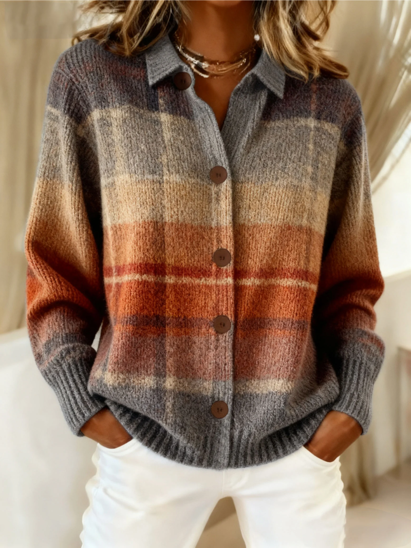 Cardigan damski z klasycznym wzorem w kratę i zapięciem na guziki | L&V - 1 - Livia-Moda