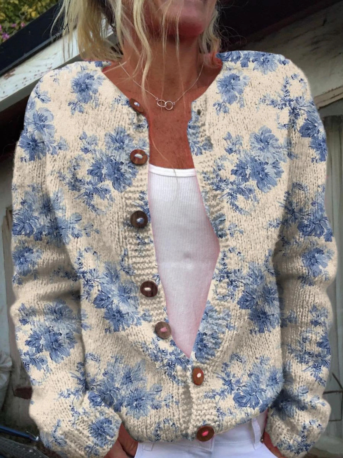 Cardigan damski z luźnym krojem i zapięciem na guziki | L&V - 1 - Livia-Moda