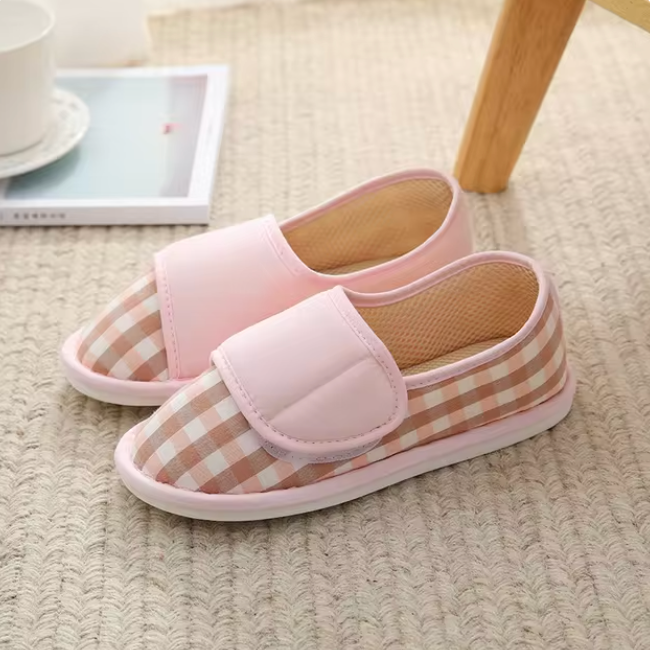 Diabetikerfreundliche verstellbare Hausschuhe Damen - Weiches Karodesign - J&B - 6 - Livia-Moda