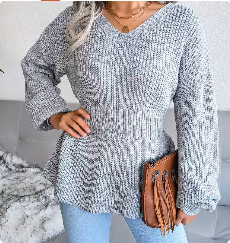 Pullover damski z dekoltem w serek i luźnymi rękawami | L&V - 7 - Livia-Moda
