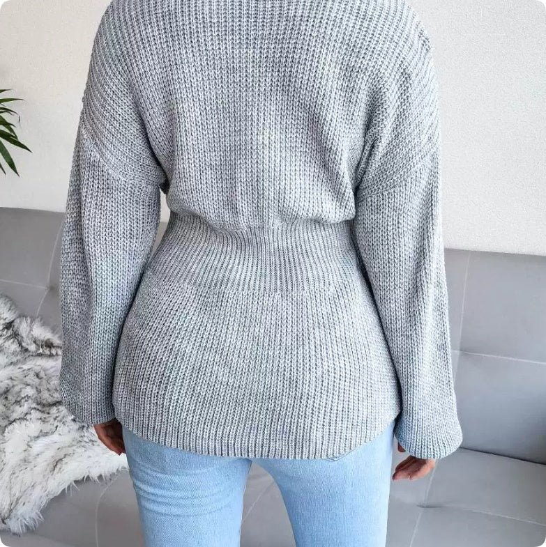 Pullover damski z dekoltem w serek i luźnymi rękawami | L&V - 9 - Livia-Moda