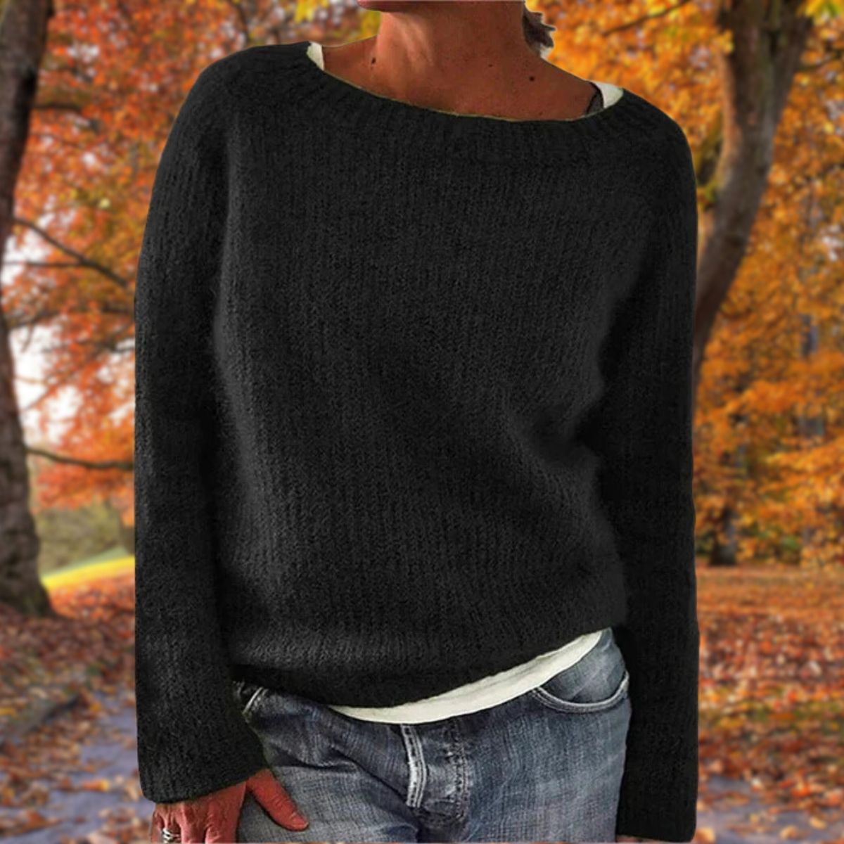 Pullover damski z szerokim dekoltem i luźnym krojem | L&V - 2 - Livia-Moda