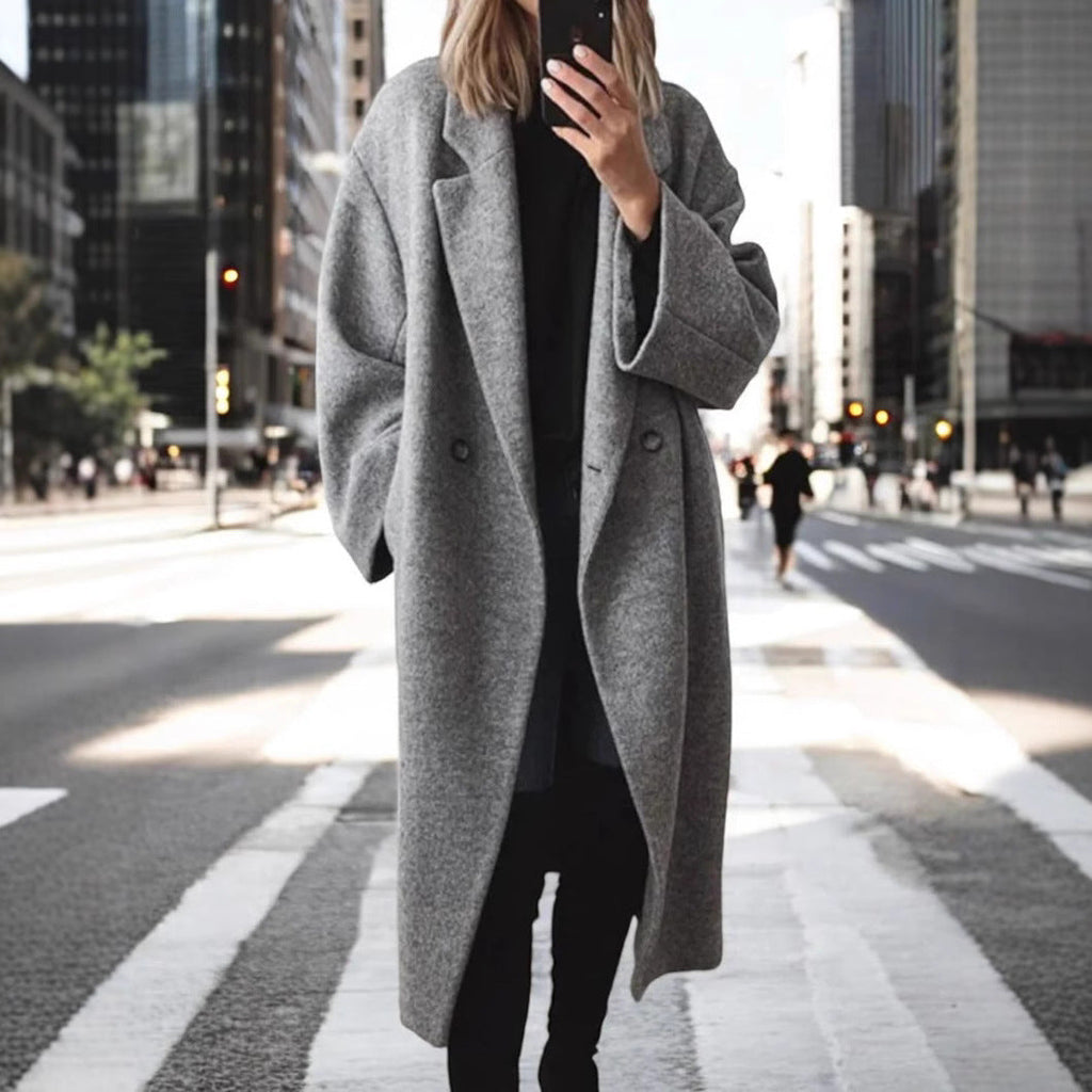 Płaszcz damski oversized z podwójnym zapięciem i luźnym krojem | L&V - 6 - Livia-Moda