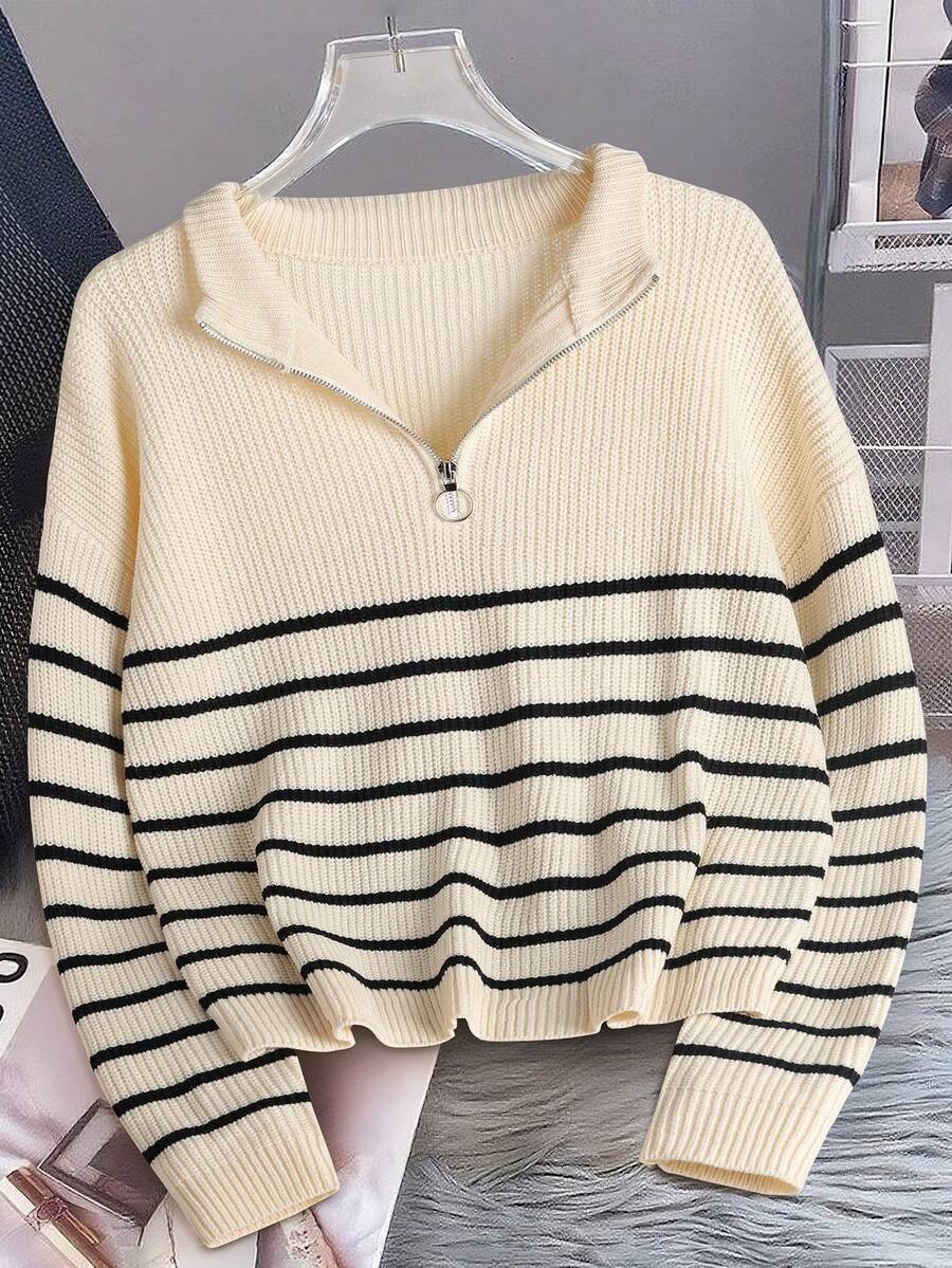 Pullover damski z półzamkiem i paskami | L&V - 1 - Livia-Moda