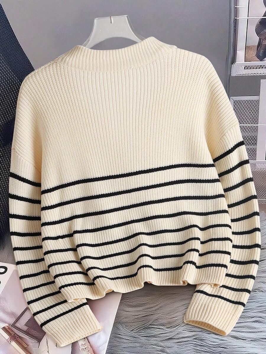 Pullover damski z półzamkiem i paskami | L&V - 2 - Livia-Moda