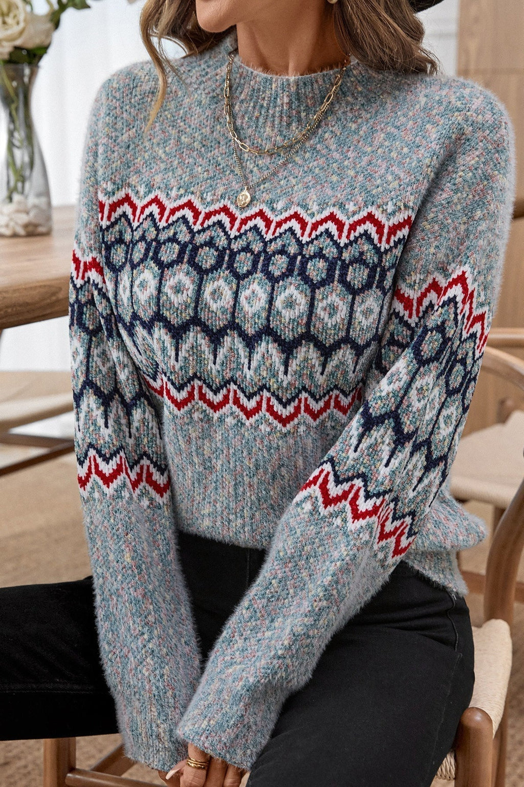 Pullover damski z okrągłym dekoltem i luźnym krojem | L&V - 1 - Livia-Moda