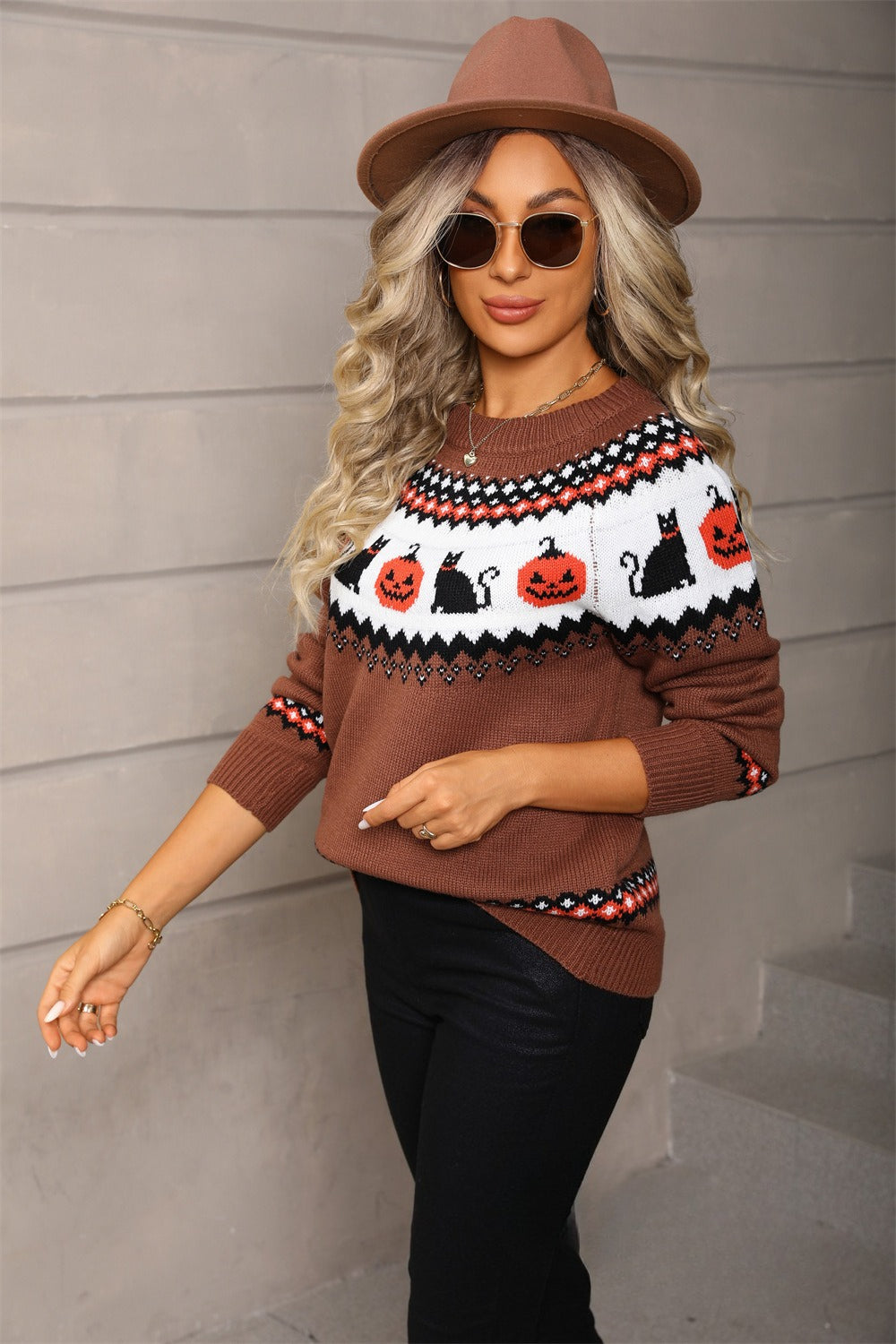 Pullover damski z motywem Halloween i okrągłym dekoltem | L&V - 7 - Livia-Moda