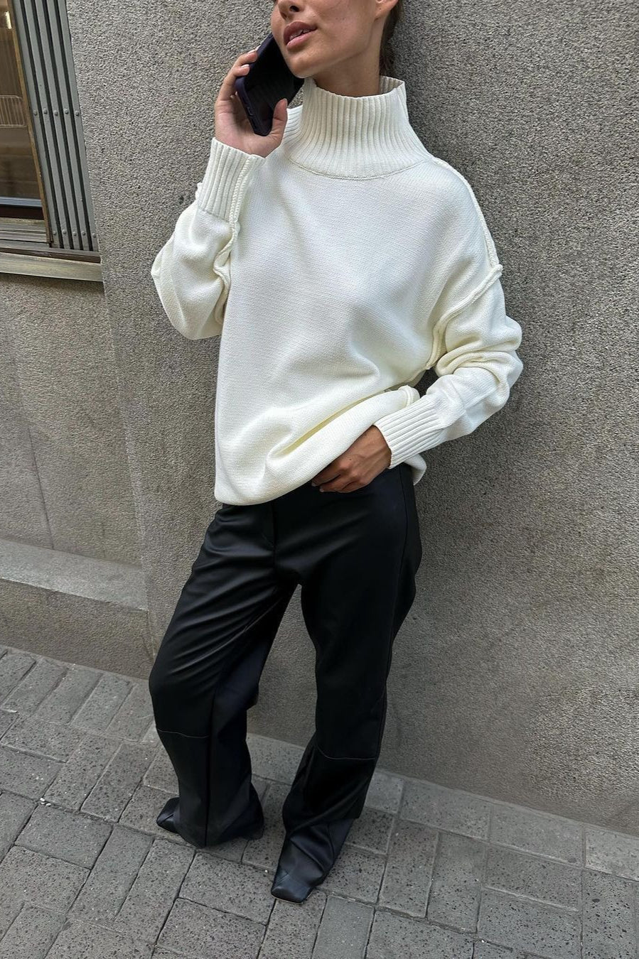 Pullover damski z golfem i luźnym krojem | L&V - 6 - Livia-Moda