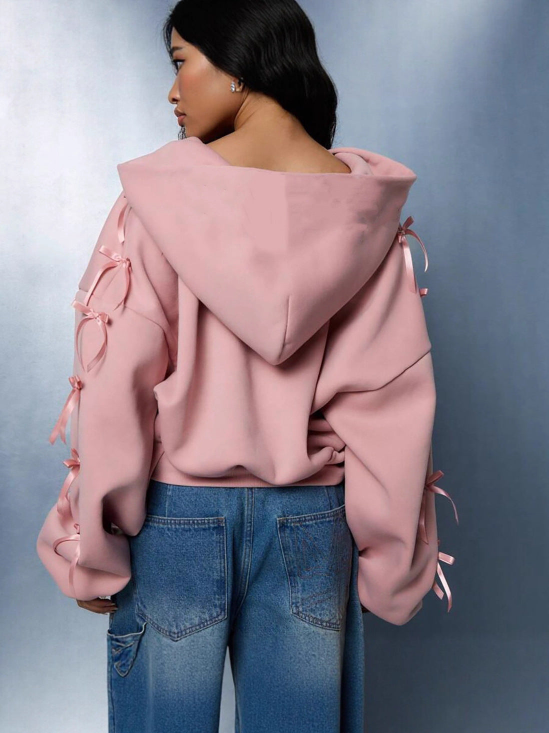 Hoodie damski z kapturem i detalami | L&V - 2 - Livia-Moda