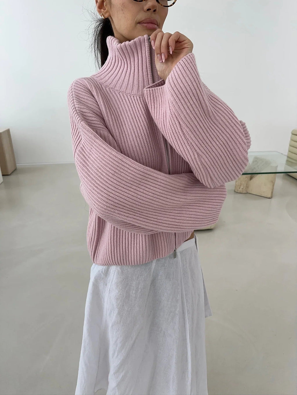 Pullover damski z wysokim kołnierzem i zamkiem | L&V - 3 - Livia-Moda