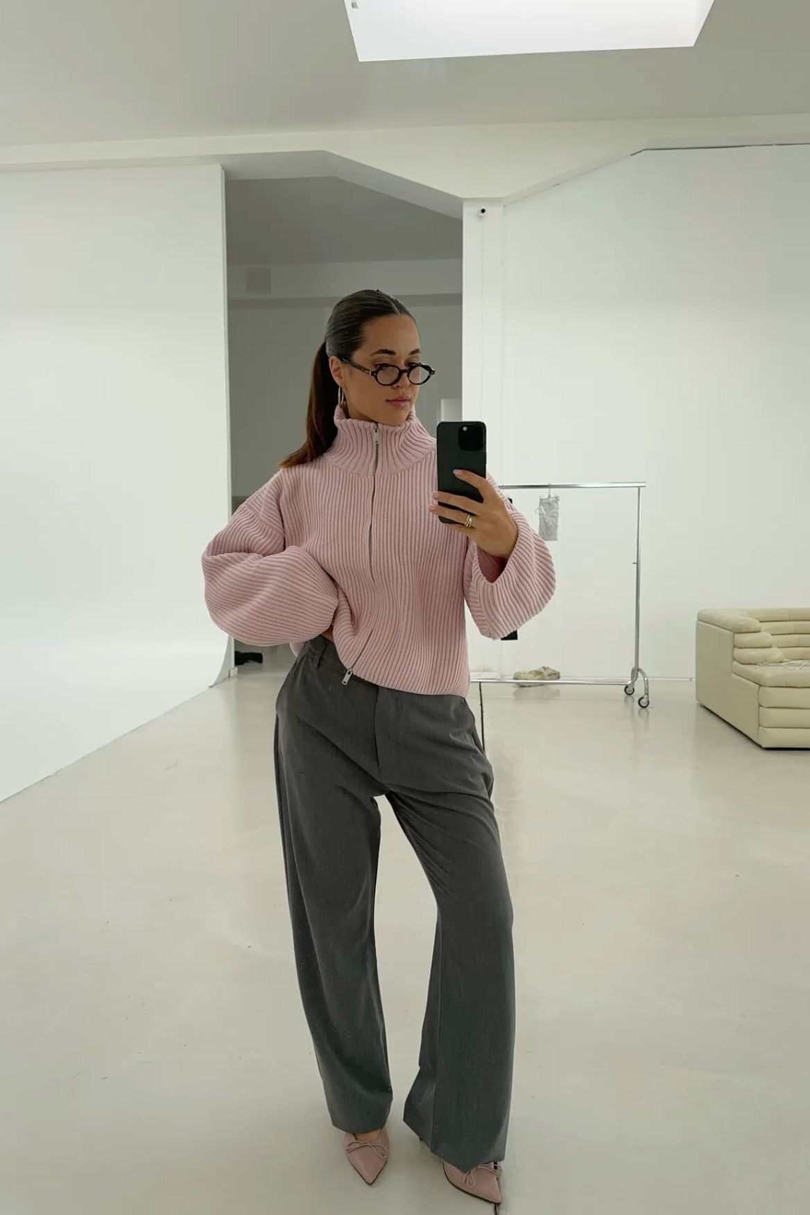 Pullover damski z wysokim kołnierzem i zamkiem | L&V - 7 - Livia-Moda