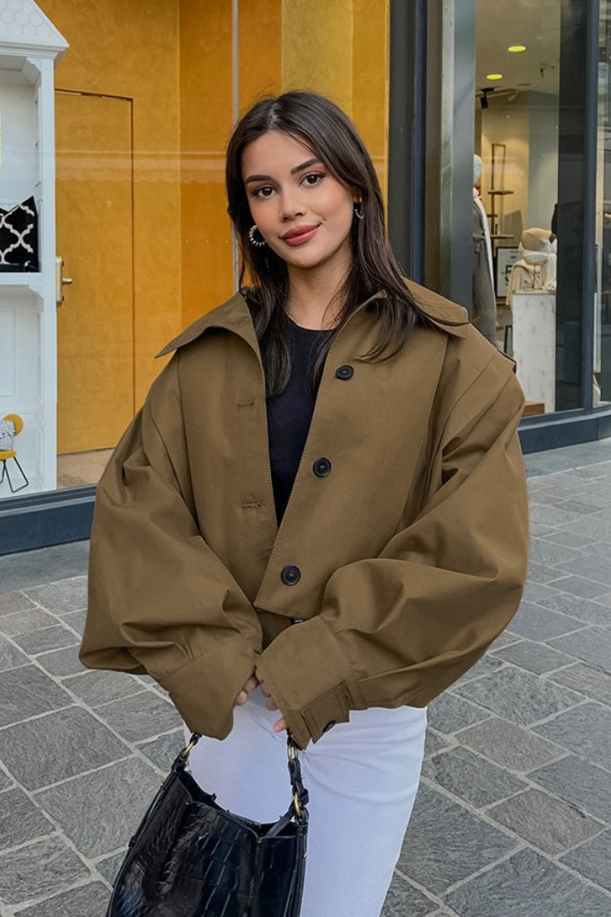 Kurtka Damska Oversized z Balonowymi Rękawami i Zapięciem na Guziki | L&V - 1 - Livia-Moda