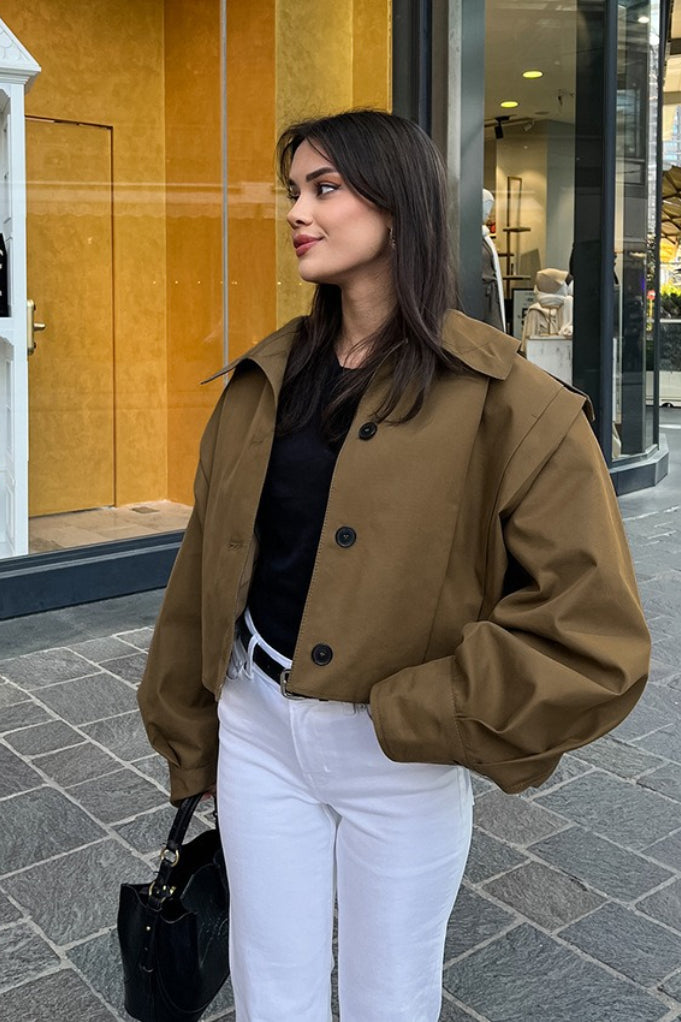 Kurtka Damska Oversized z Balonowymi Rękawami i Zapięciem na Guziki | L&V - 2 - Livia-Moda