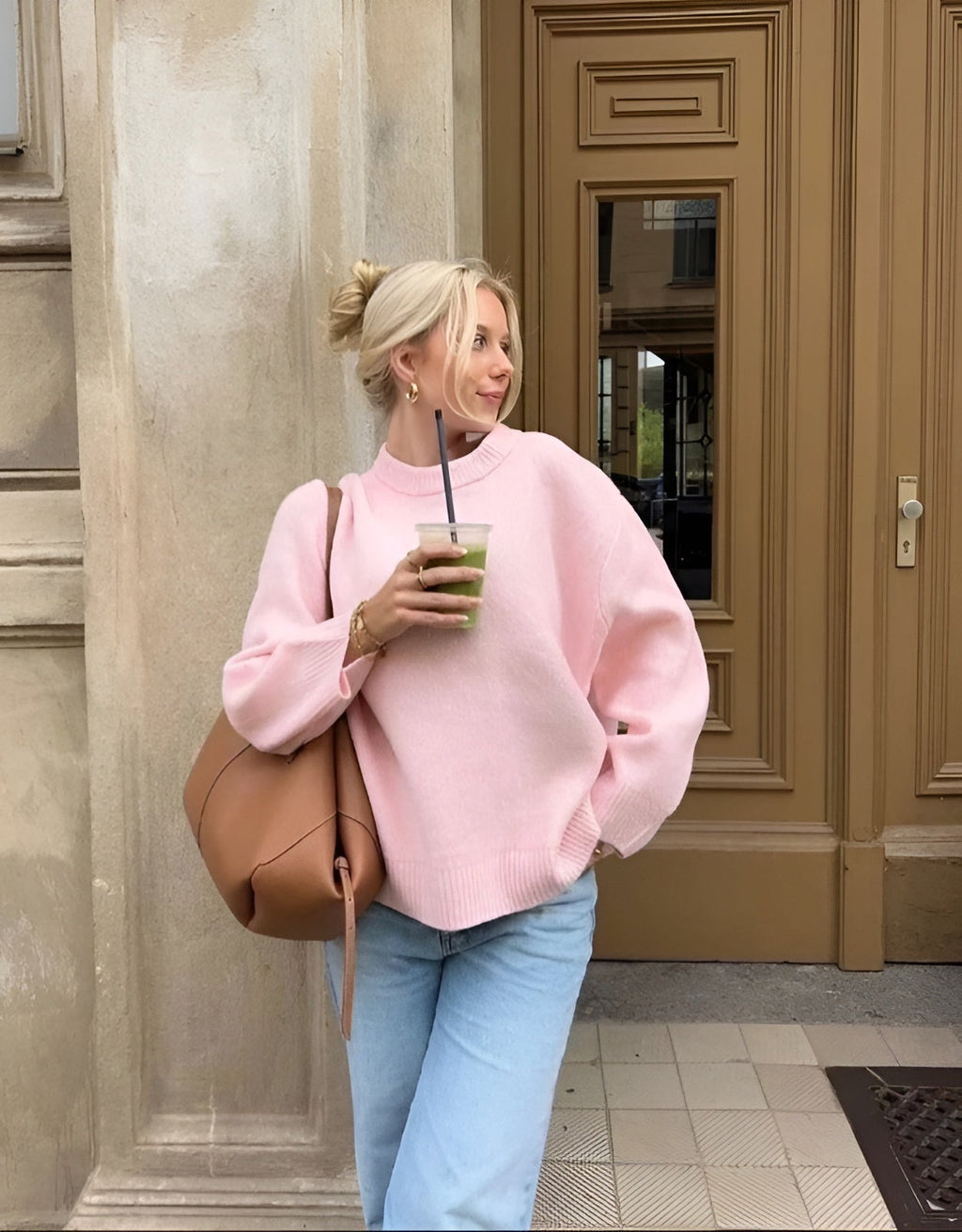 Pullover damski z luźnym krojem i długimi rękawami | L&V - 3 - Livia-Moda