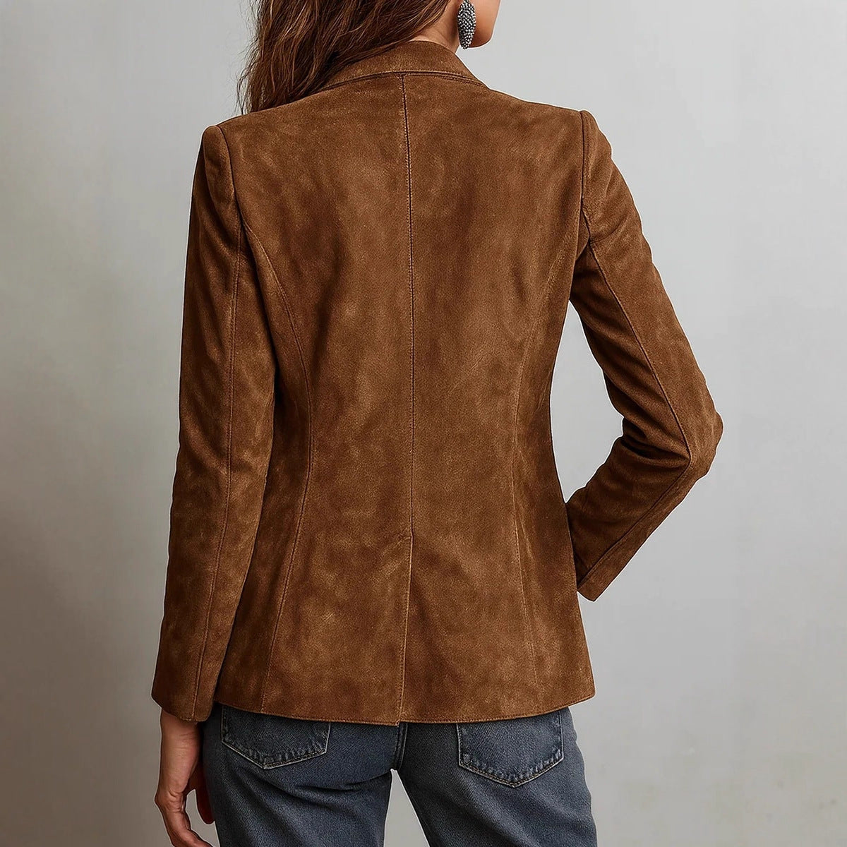 Blazer damski z klasycznym krojem i eleganckimi detalami | L&V - 3 - Livia-Moda