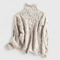 Pullover damski z kołnierzem stójkowym i wzorem w warkocze | L&V - 1 - Livia-Moda