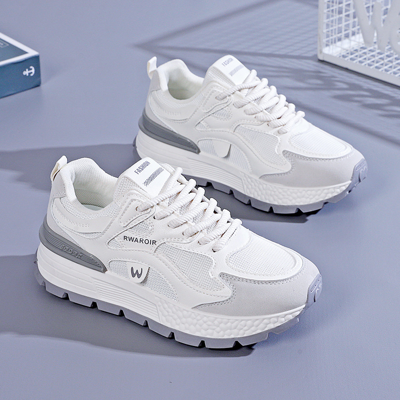 Sneakersy damskie z modnym krojem i masywną podeszwą | L&V - 4 - Livia-Moda