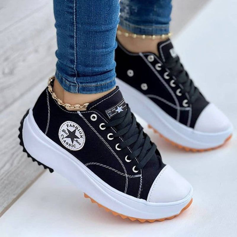 Sneakers damskie z luźnym krojem i wyrazistą podeszwą | L&V - 8 - Livia-Moda