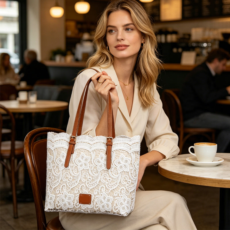 Torebka damska z koronkowym detalem | L&V - 1 - Livia-Moda