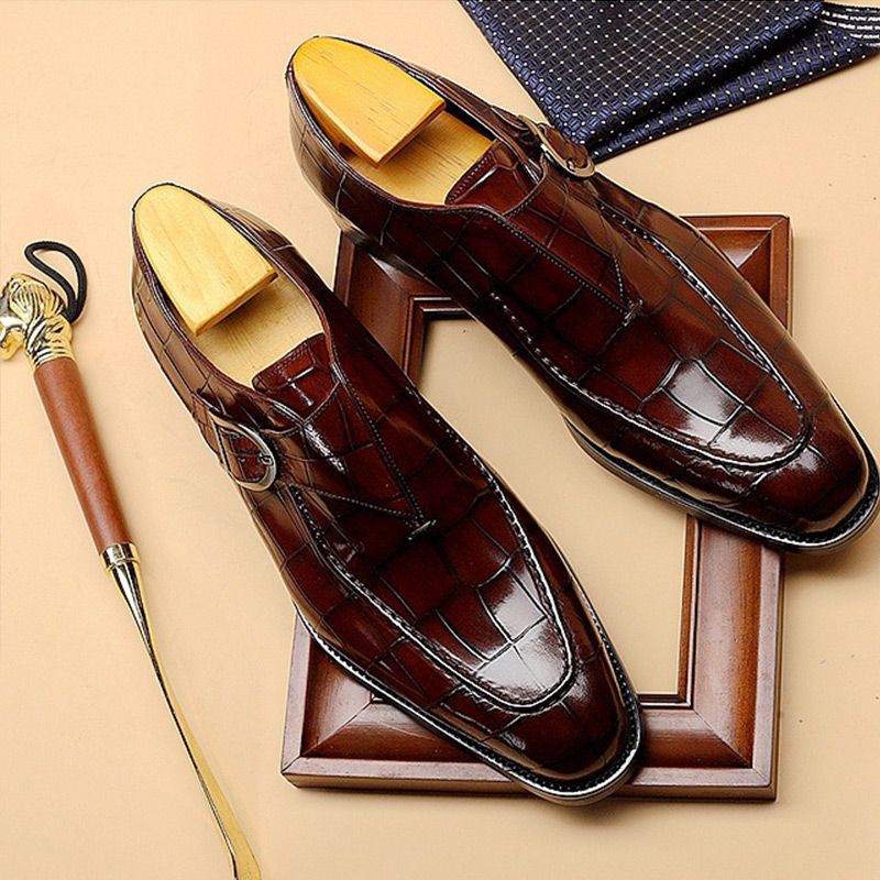 Męskie buty ze skórzanym wierzchem i eleganckim krojem | L&V - 5 - Livia-Moda