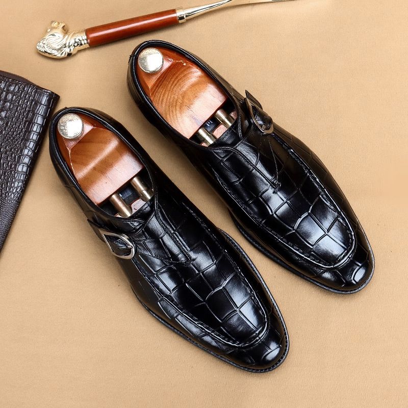 Męskie buty ze skórzanym wierzchem i eleganckim krojem | L&V - 6 - Livia-Moda
